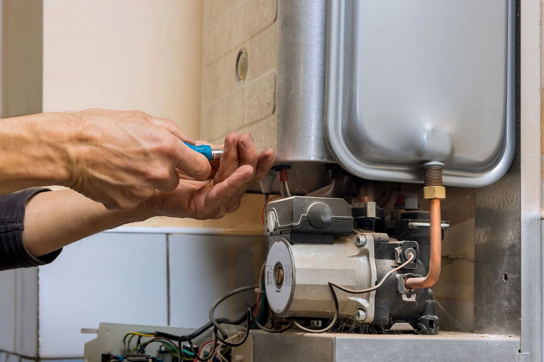 Tankless Water Heater Repair 1